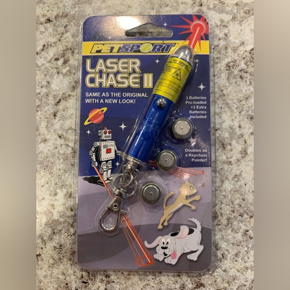 Cat or Dog play laser - Picture 1 of 6